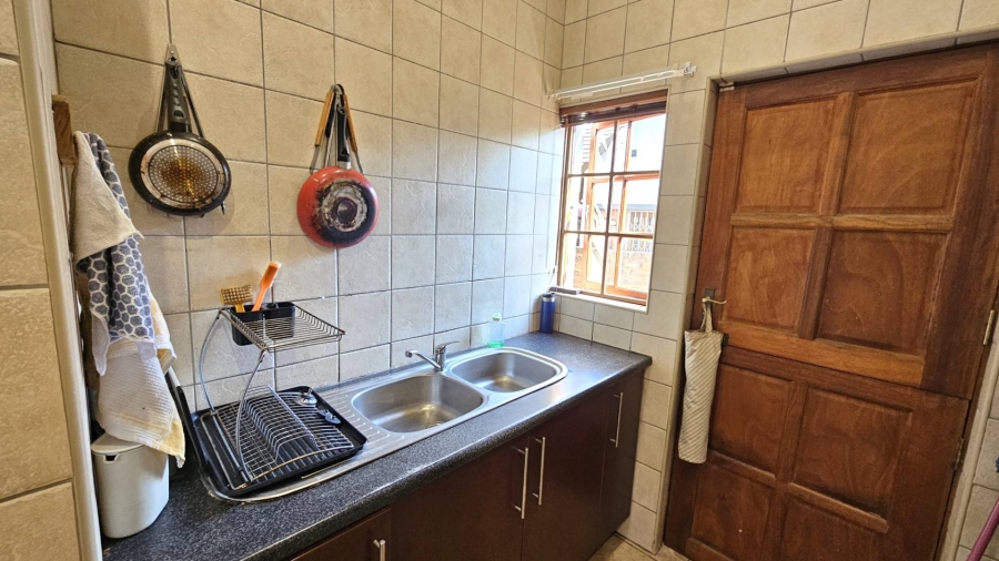3 Bedroom Property for Sale in Melodie North West